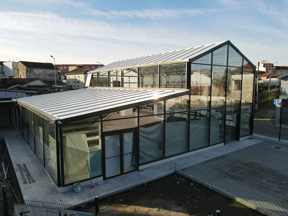 Fachadas em Vidro (tradicional, VEC e SG)